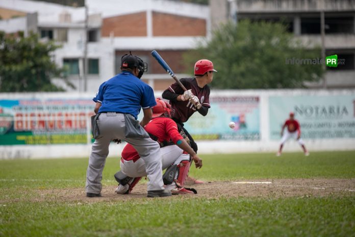 Sí habrá beisbol profesional de la liga invernal en Poza Rica (Foto: Jorge Huerta E.)