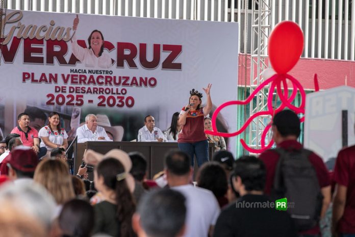 La gobernadora electa de Veracruz estuvo en Poza Rica (Foto: Jorge Huerta E.)