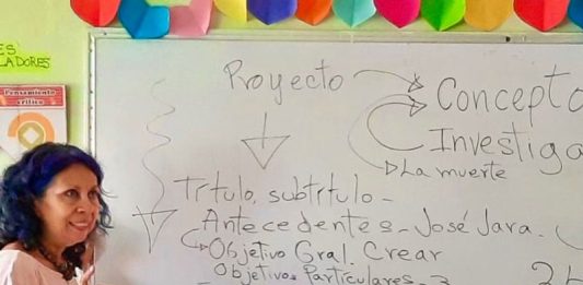 La maestra Guillermina Ortega compartió sus conocimientos; su bagaje en las artes plásticas y visuales fue aprovechado por los artistas locales