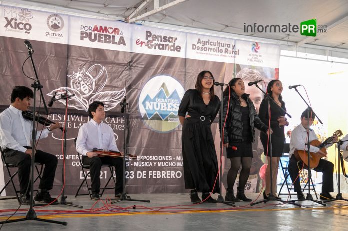 Presentan la Orquesta Municipal de Xicotepec en la 